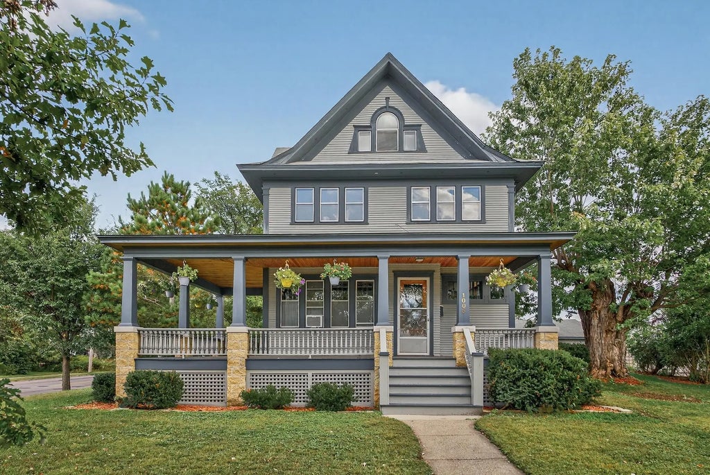 1005 Como Boulevard E, Saint Paul