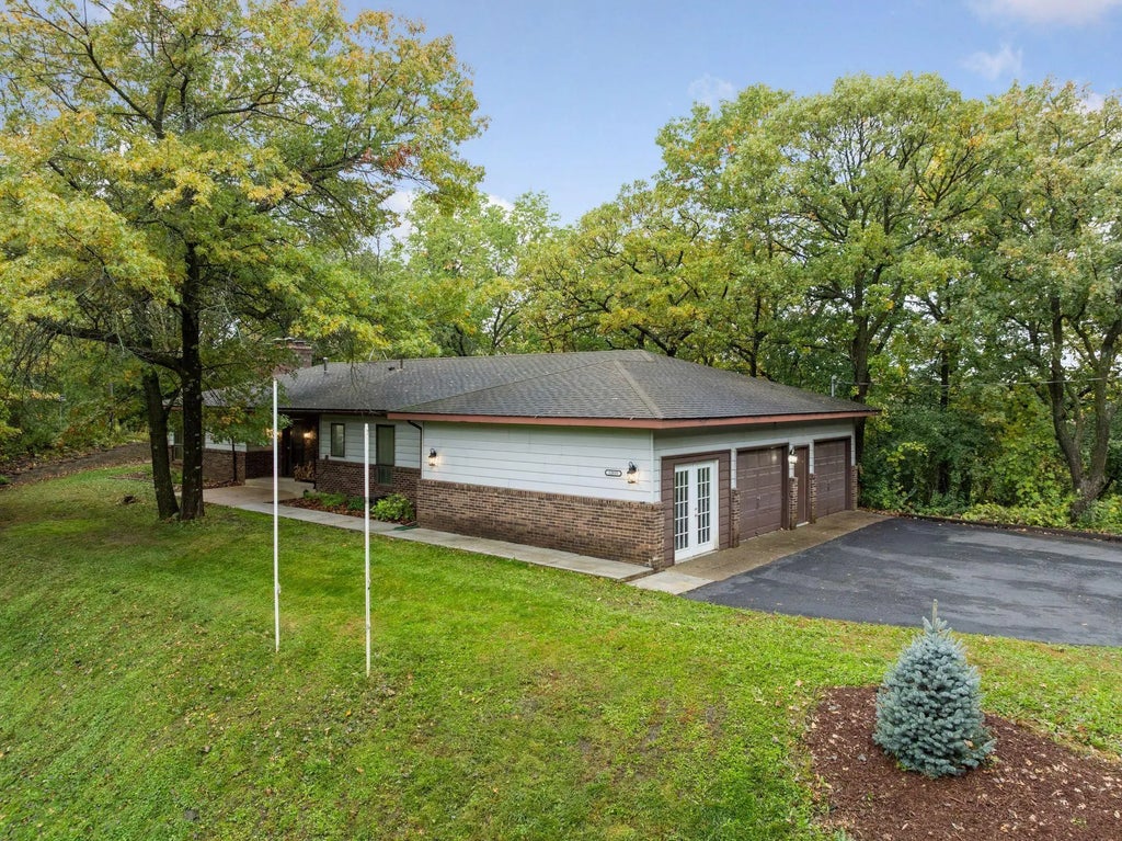 12855 Dory Avenue, Apple Valley