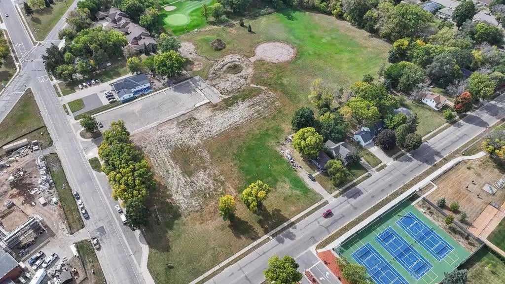 500 S 4th Street, Marshall