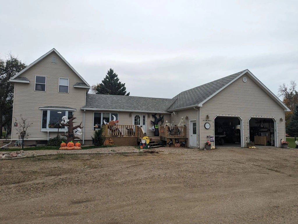 105 2nd Avenue N, Havana