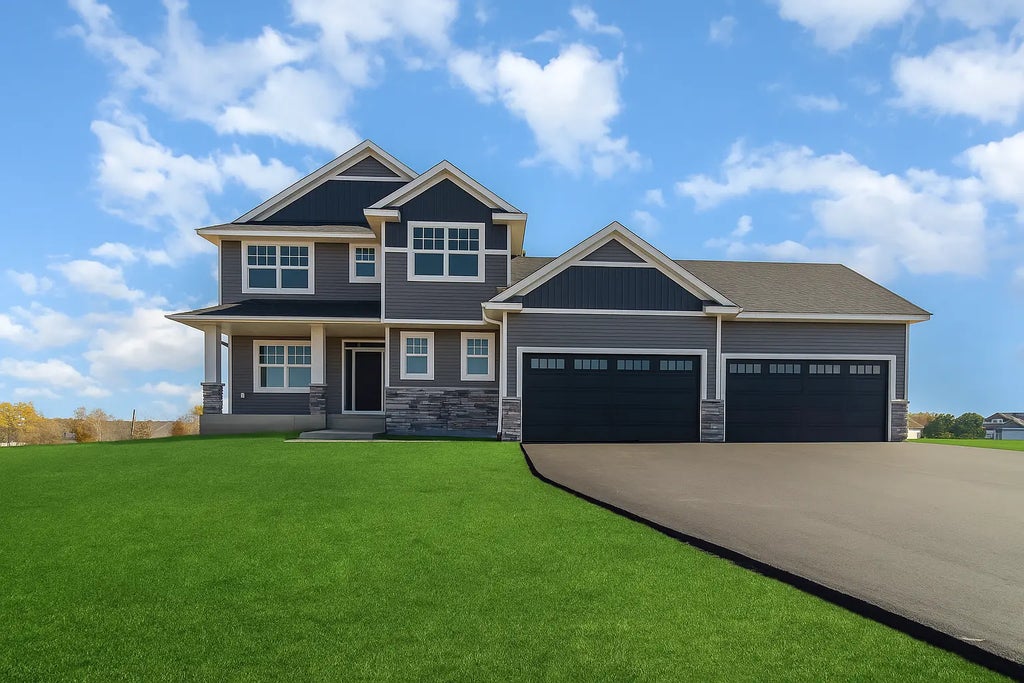 20615 Redwood Street Nw, Oak Grove