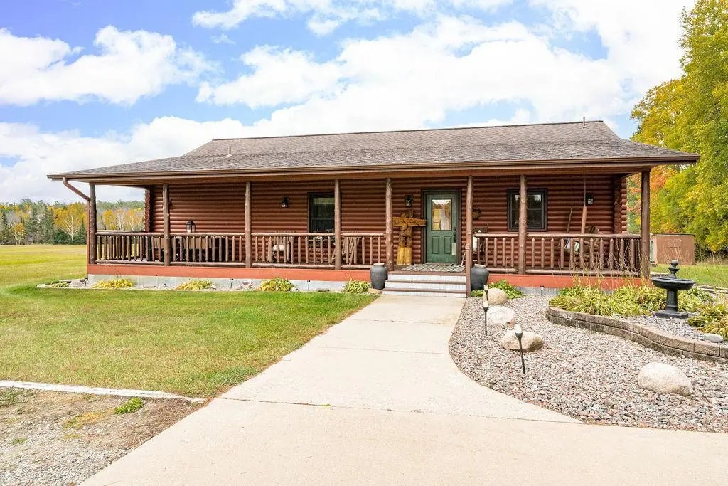 29721 Schmidt Road, Grand Rapids