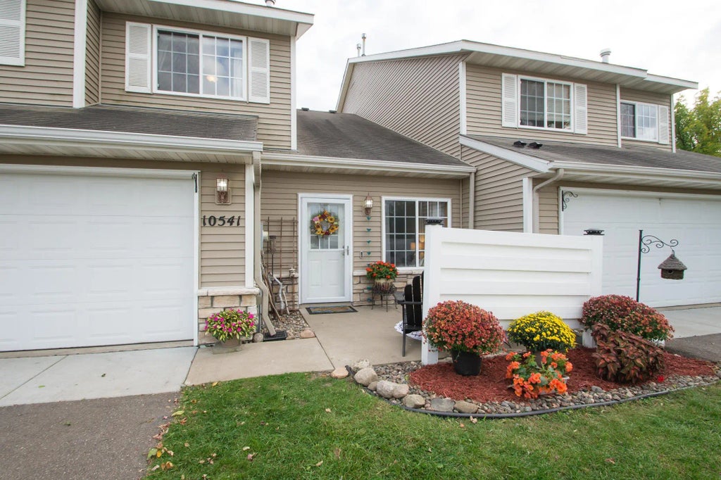 10541 74th Street Ne 2, Otsego