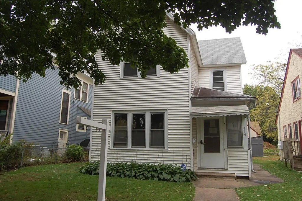 715 Fry Street, Saint Paul
