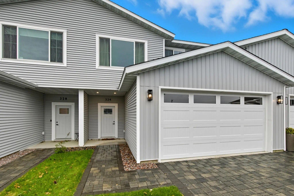 324 Martinson Boulevard, Spicer