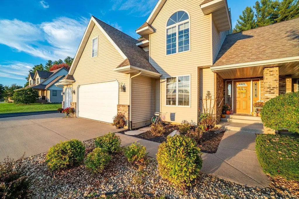 328 Nordveien Drive, Boyceville