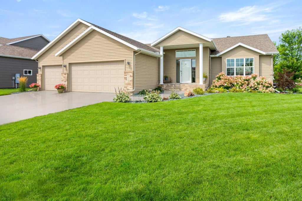 3830 3rd Street E, West Fargo
