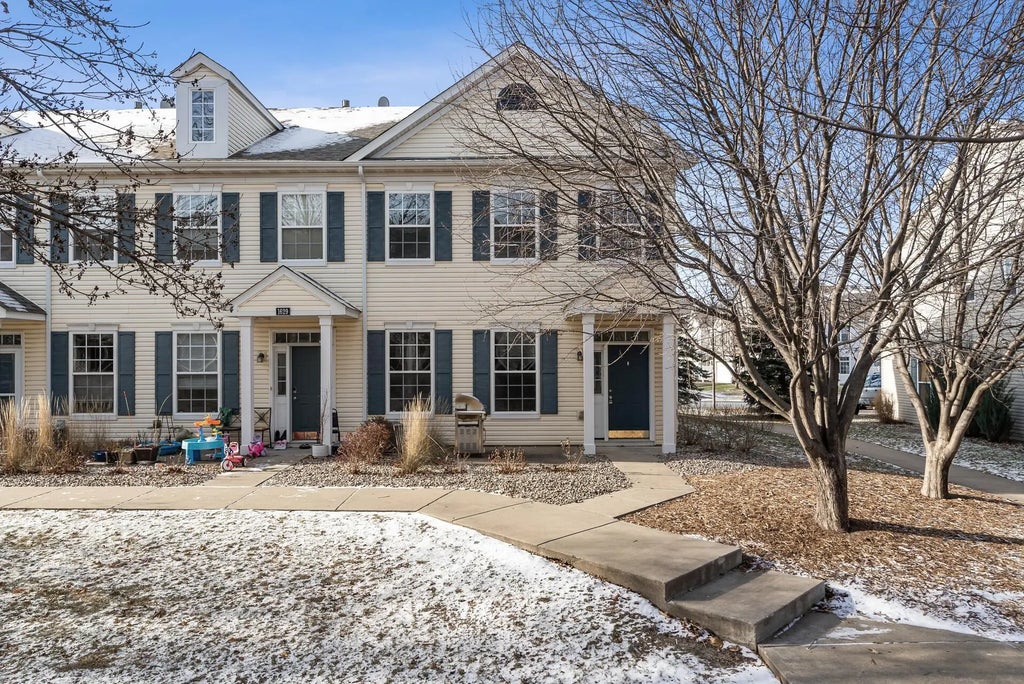 1625 Liberty Circle, Shakopee