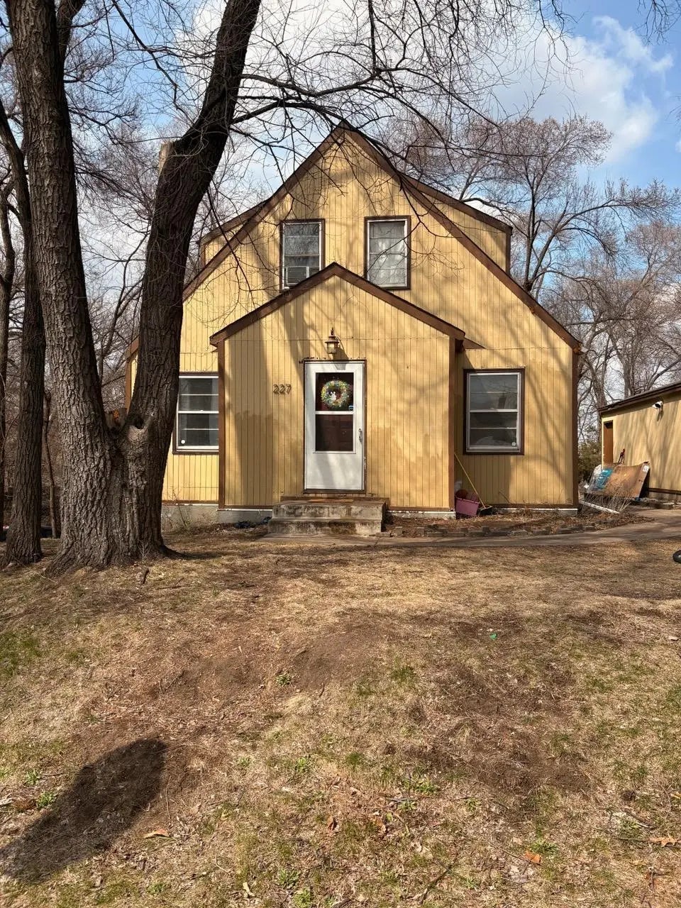 227 Dale Street E, South Saint Paul