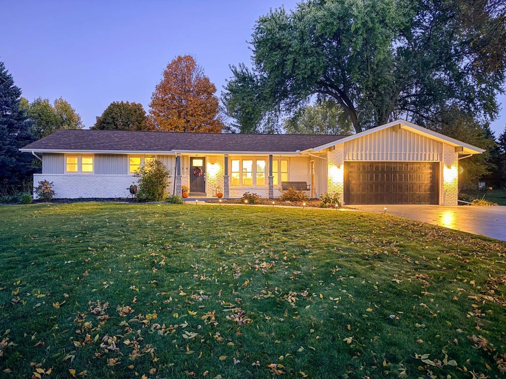 2430 Jewel Lane N, Plymouth