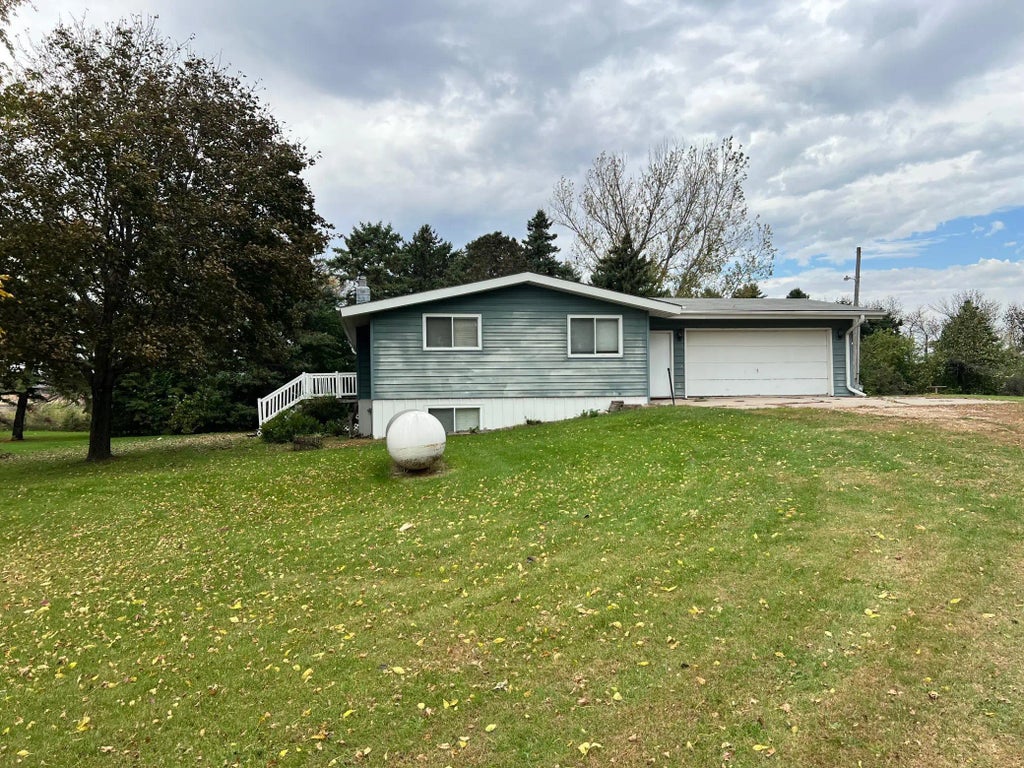 2256 90th Street Sw, Appleton