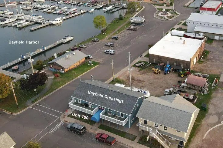 117 S 1st Street #100, Bayfield
