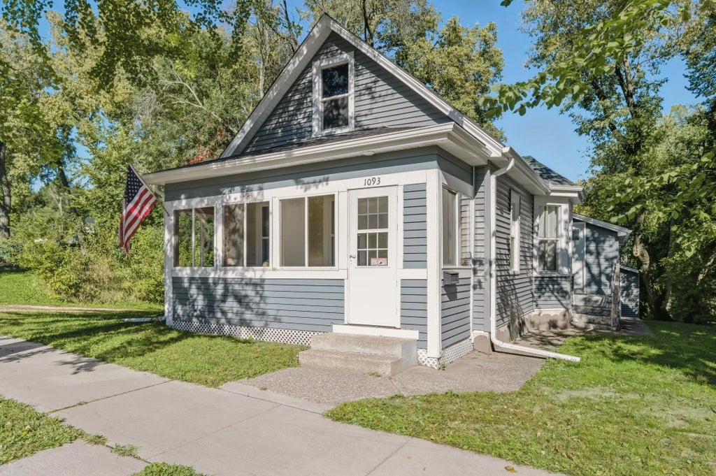 1093 4th Street E, Saint Paul