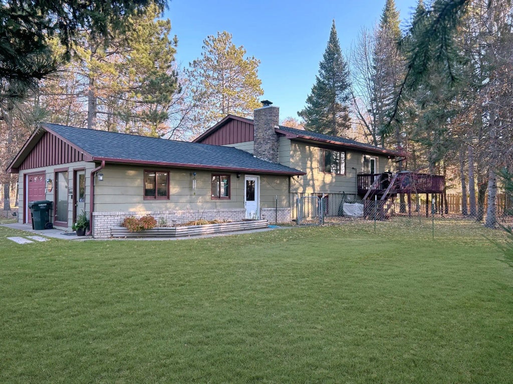 4183 6th Street Nw, Backus