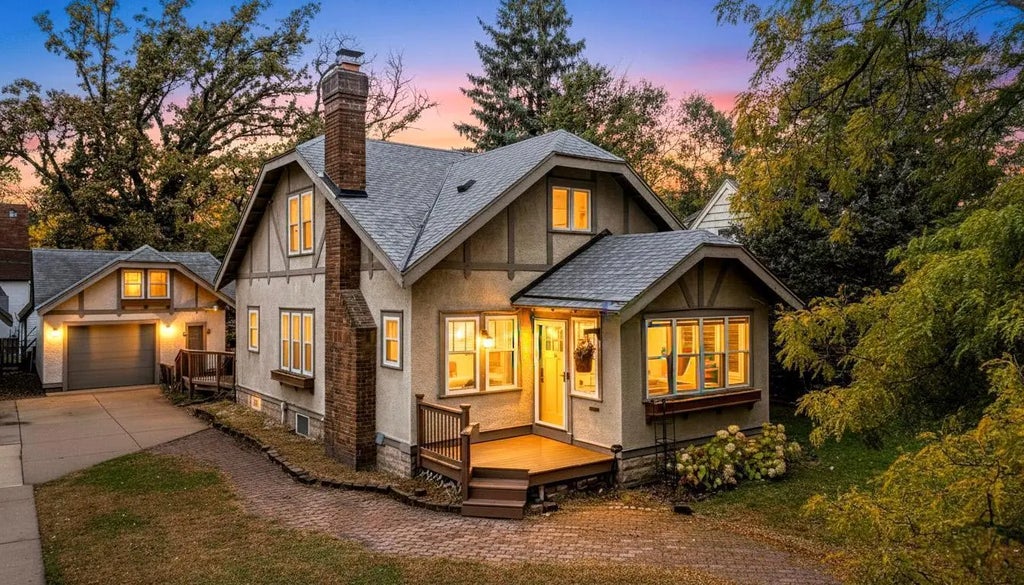 4082 Brookside Avenue, Saint Louis Park