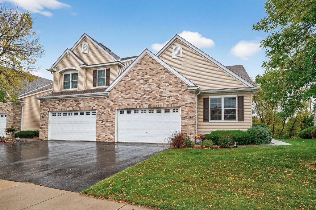 9872 Alvarado Lane N, Maple Grove