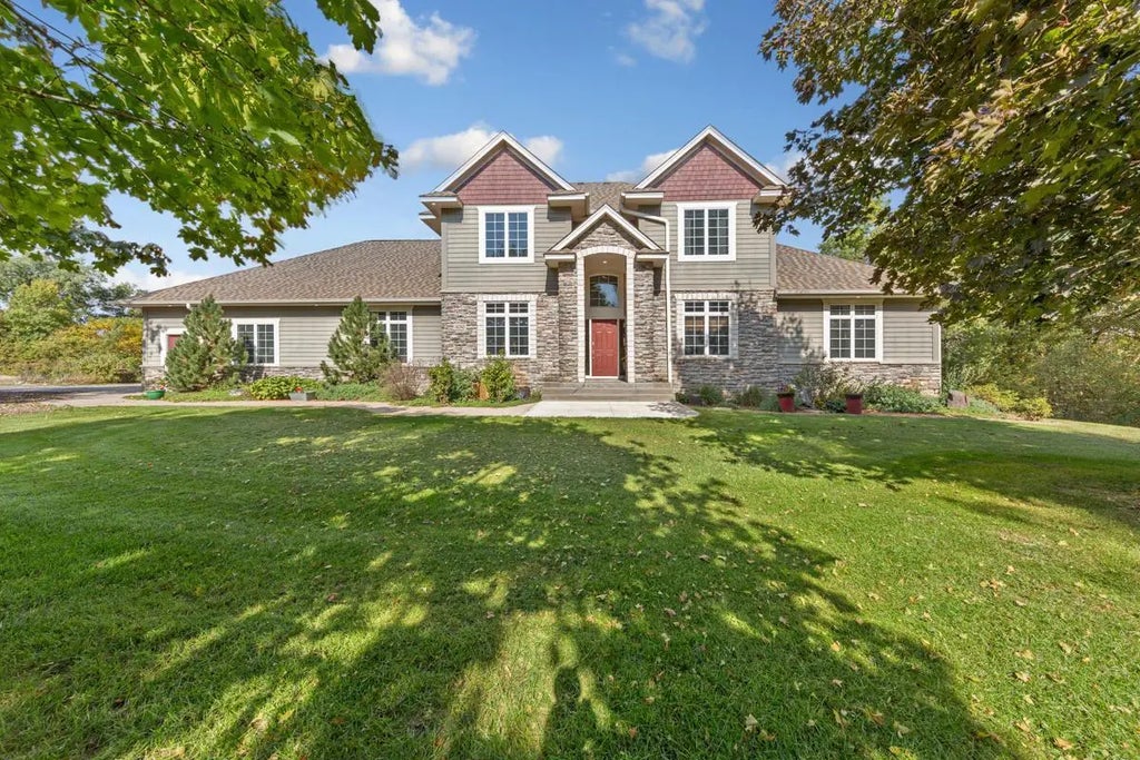 14343 Fawn Court, Bridgewater Twp