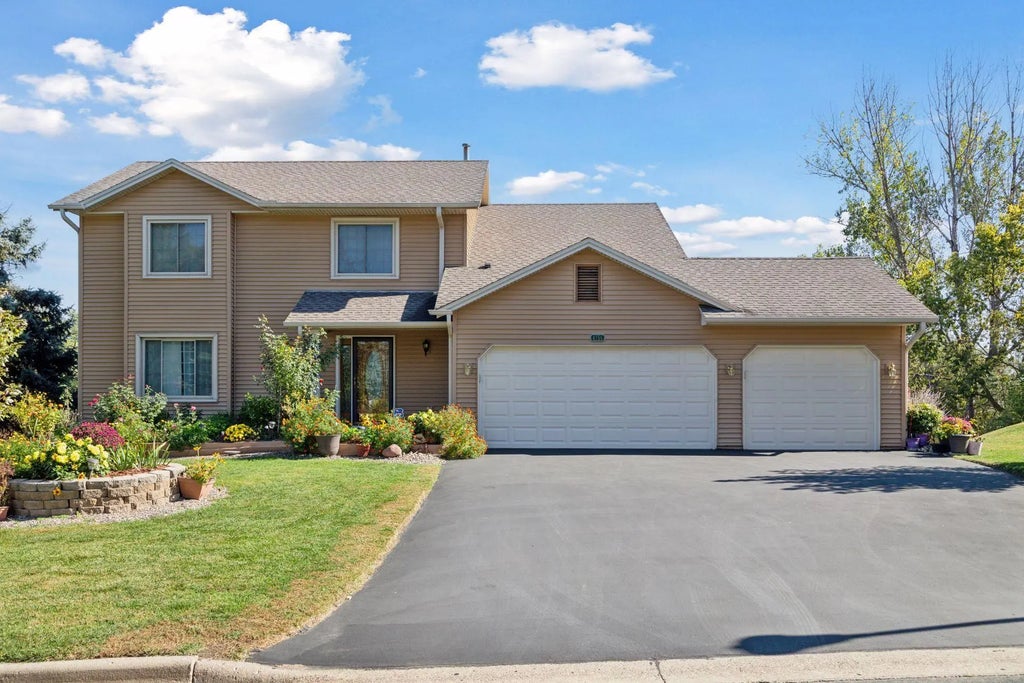 4156 Hilltop Lane, Eagan