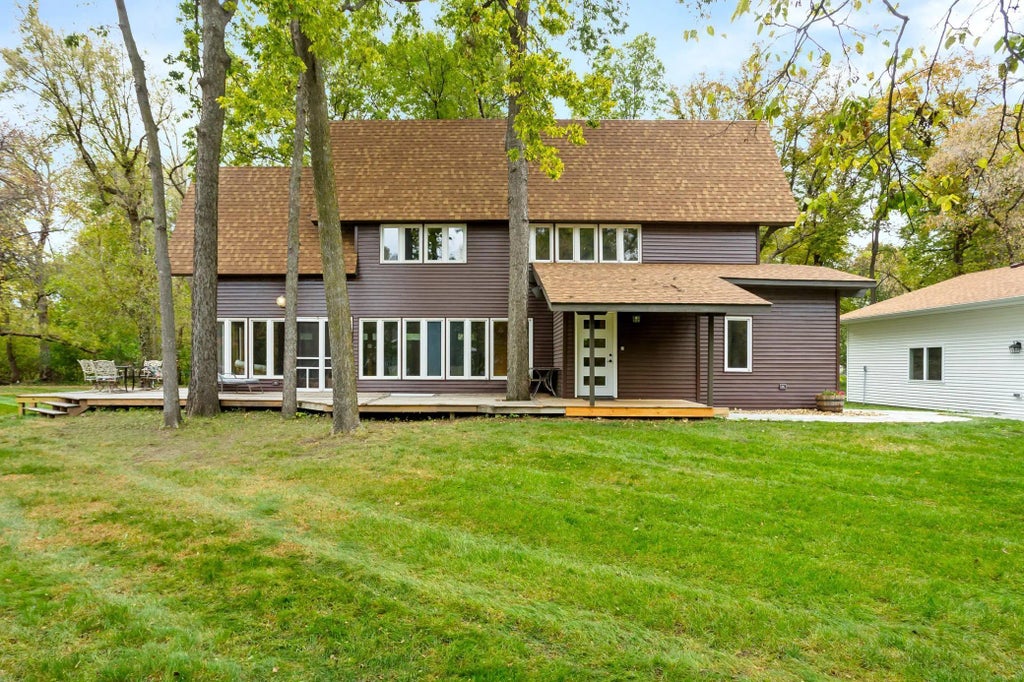 7411 Elm Court, Horace