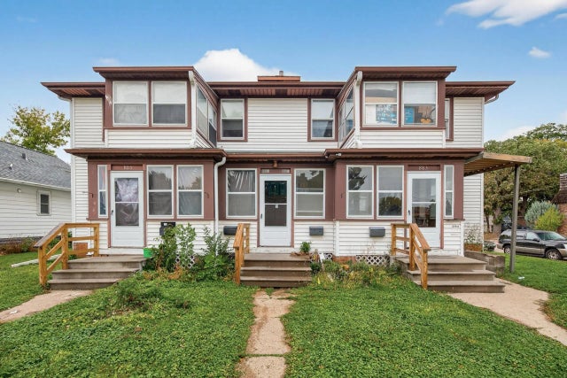 885 Ottawa Avenue, West St Paul