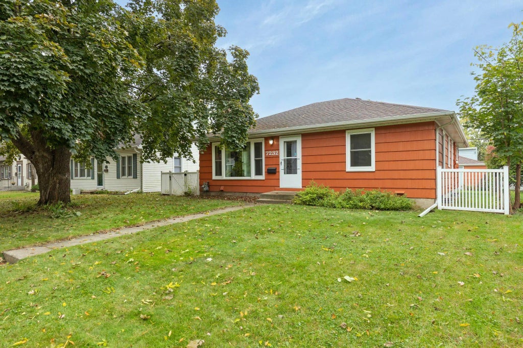 7232 Harriet Avenue, Richfield