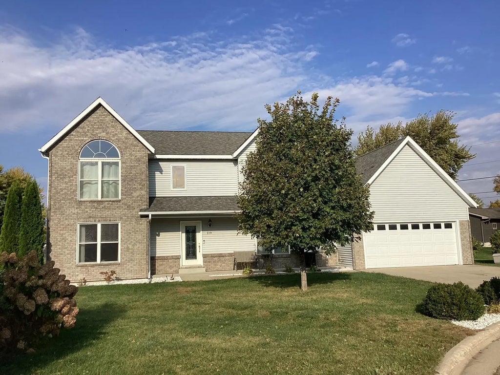 119 Hall Lane, Alden