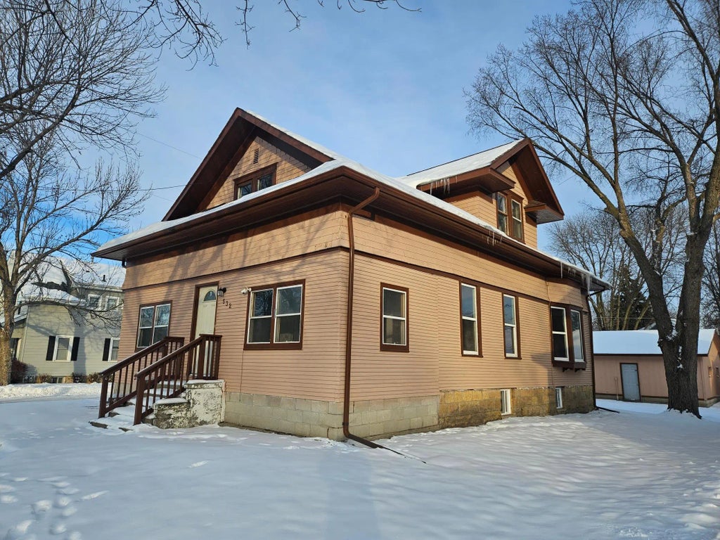 532 Range Street, North Mankato