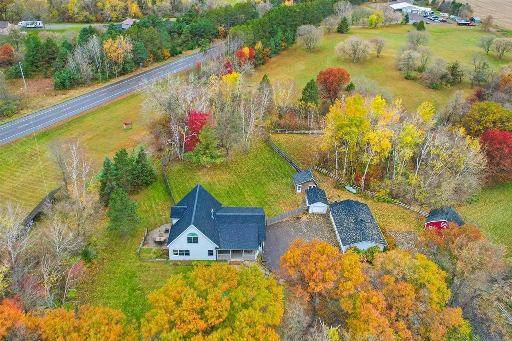 33814 Walbo Drive Nw, Cambridge