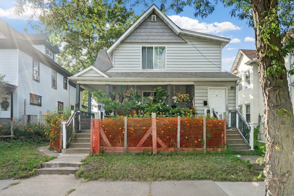 2736 16th Avenue S, Minneapolis