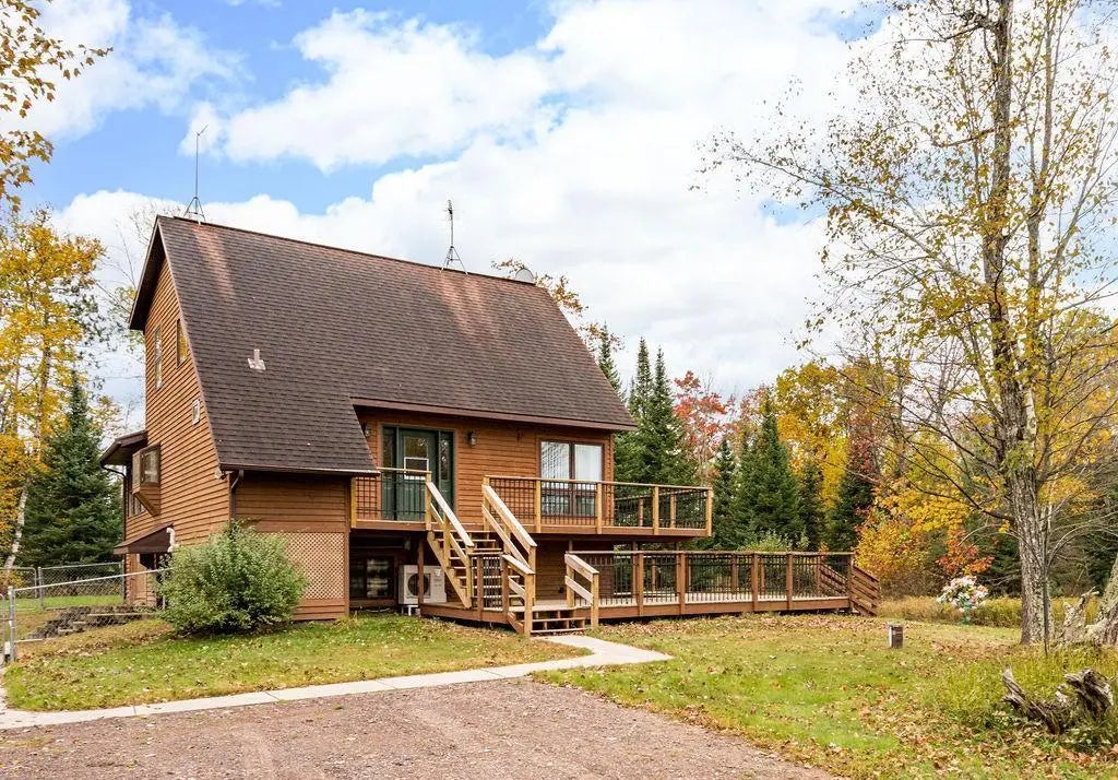 94241 S Net Lake Road, Holyoke