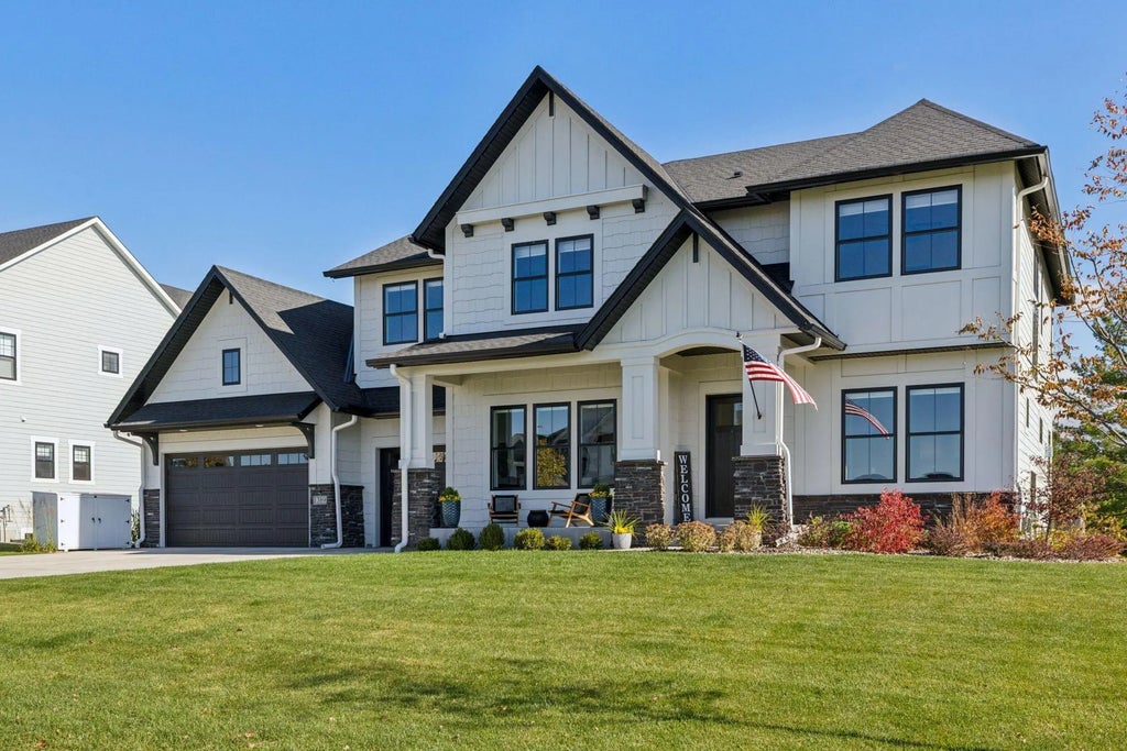 1389 Palmer Drive N, Lake Elmo