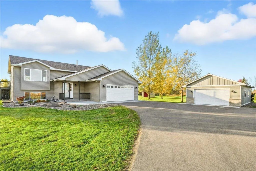 1687 113th Avenue, Hammond