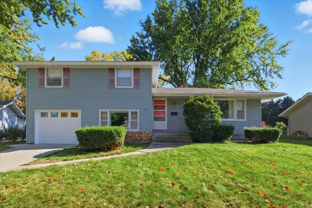 2326 16th Avenue Nw, Rochester