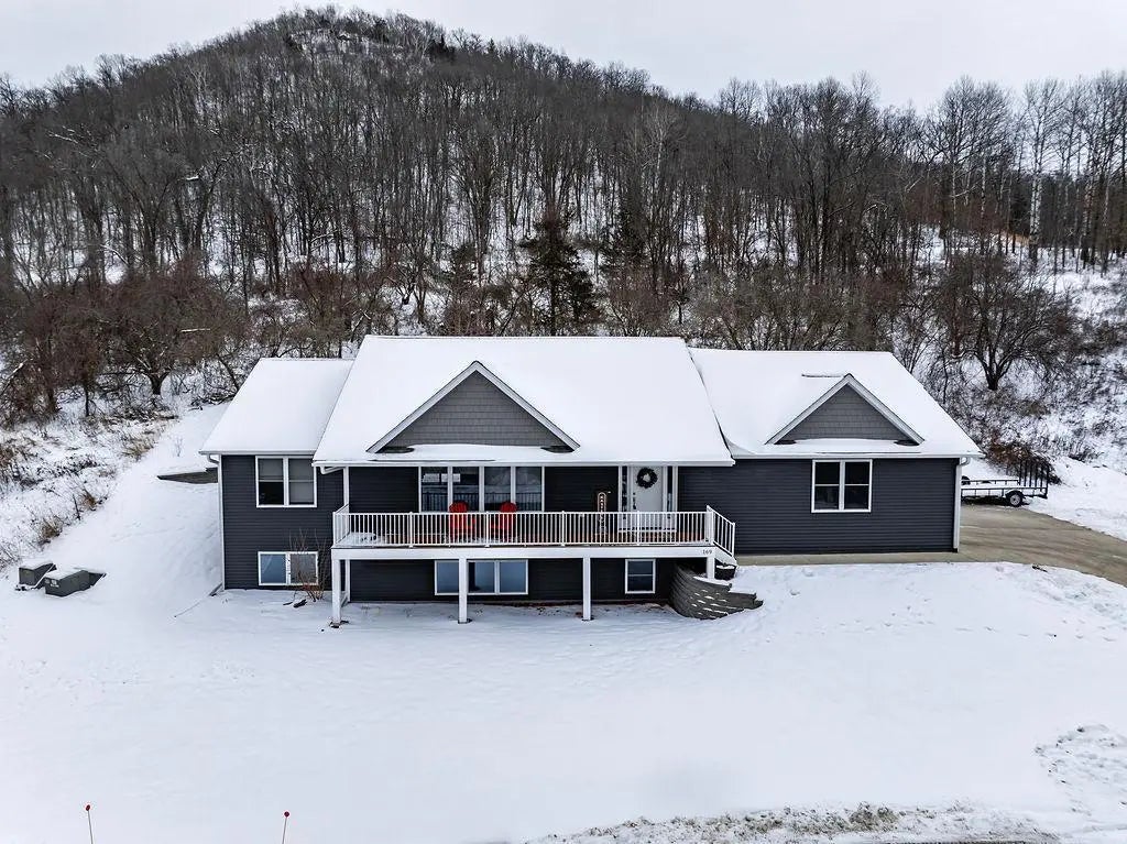 169 Cobblestone Lane, Winona