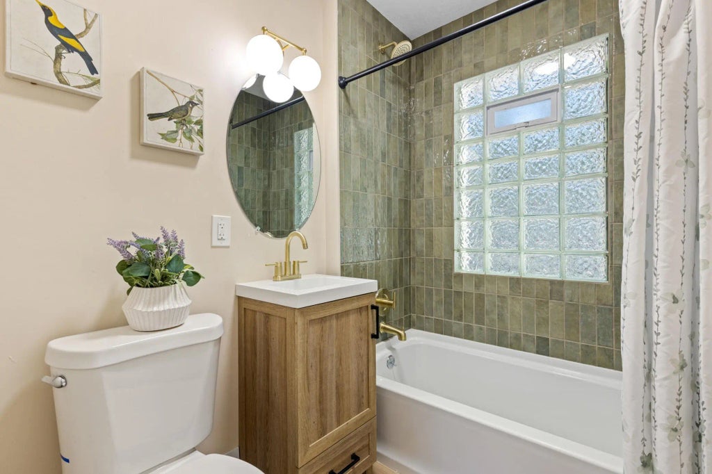 2744 Toledo Avenue S, Saint Louis Park