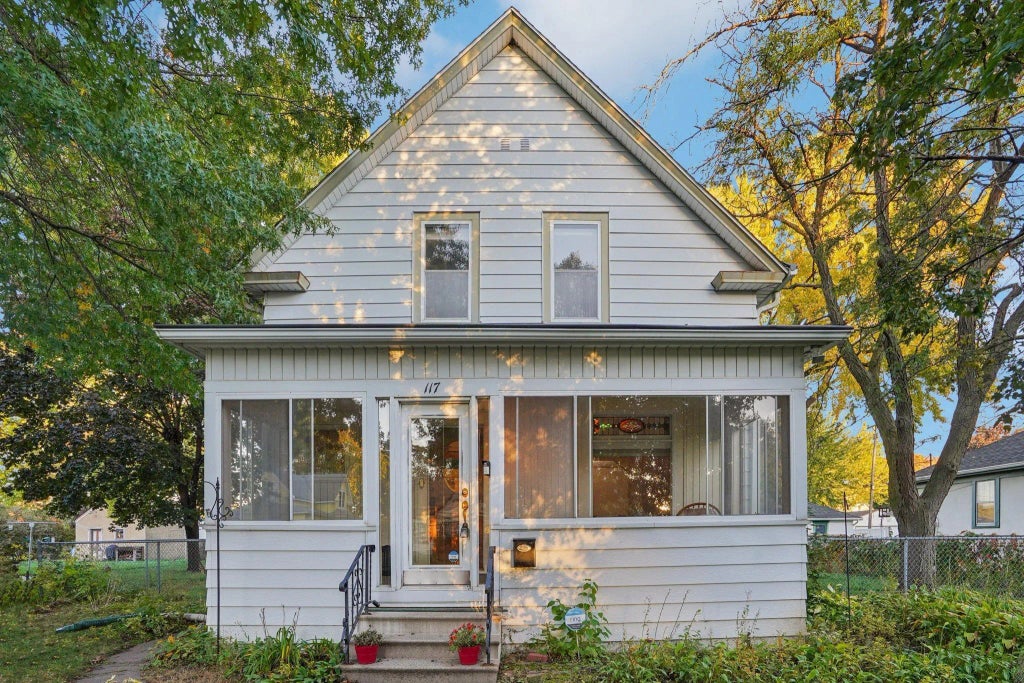 117 8th Avenue S, South Saint Paul