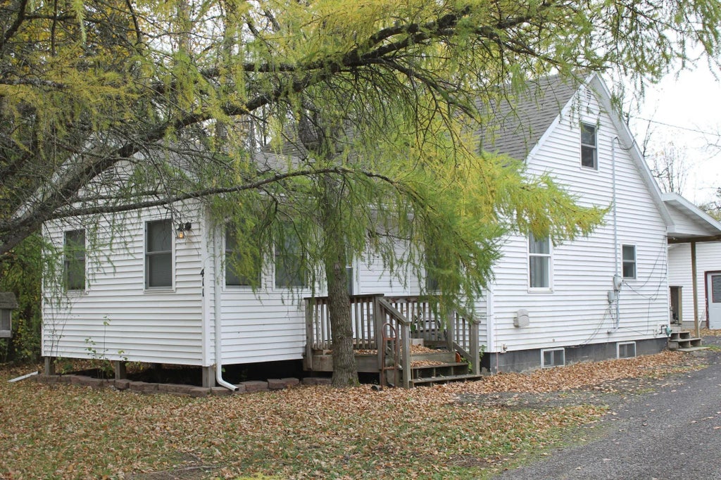 411 S River Street, Cook