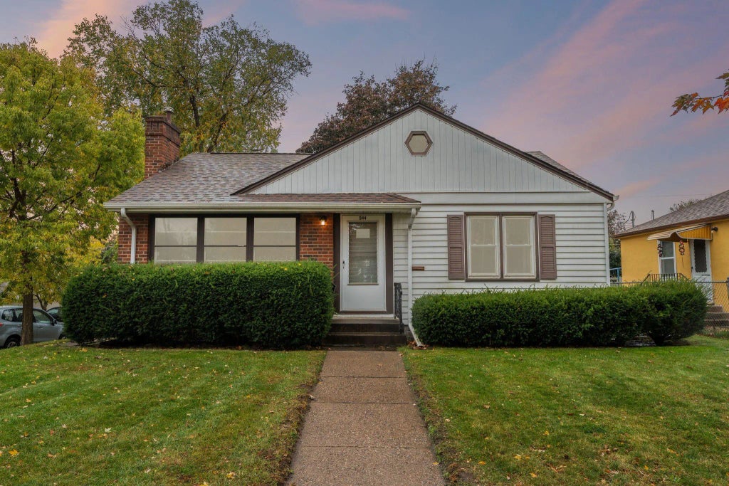 944 California Avenue W, Saint Paul