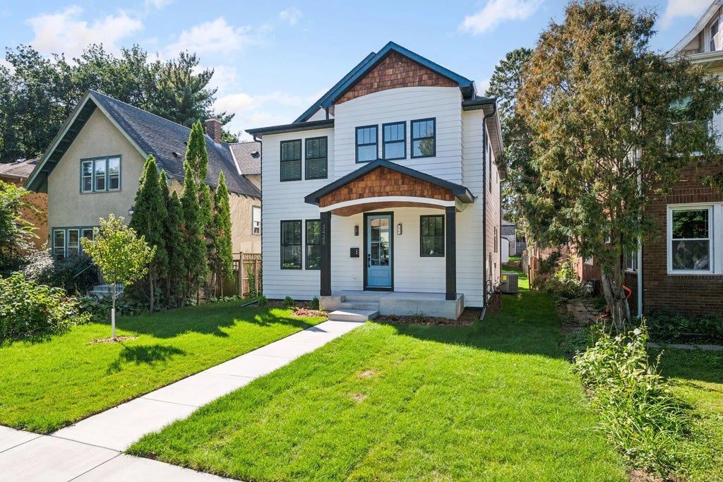 3428 Pillsbury Avenue S, Minneapolis