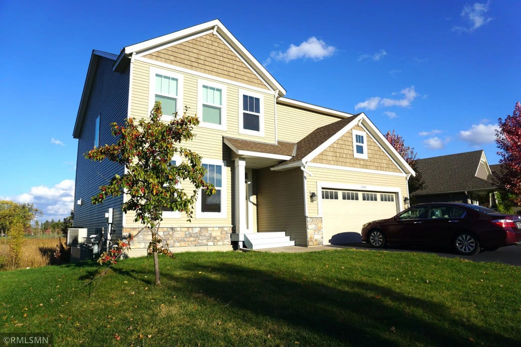 20899 Hardwood Road N, Forest Lake