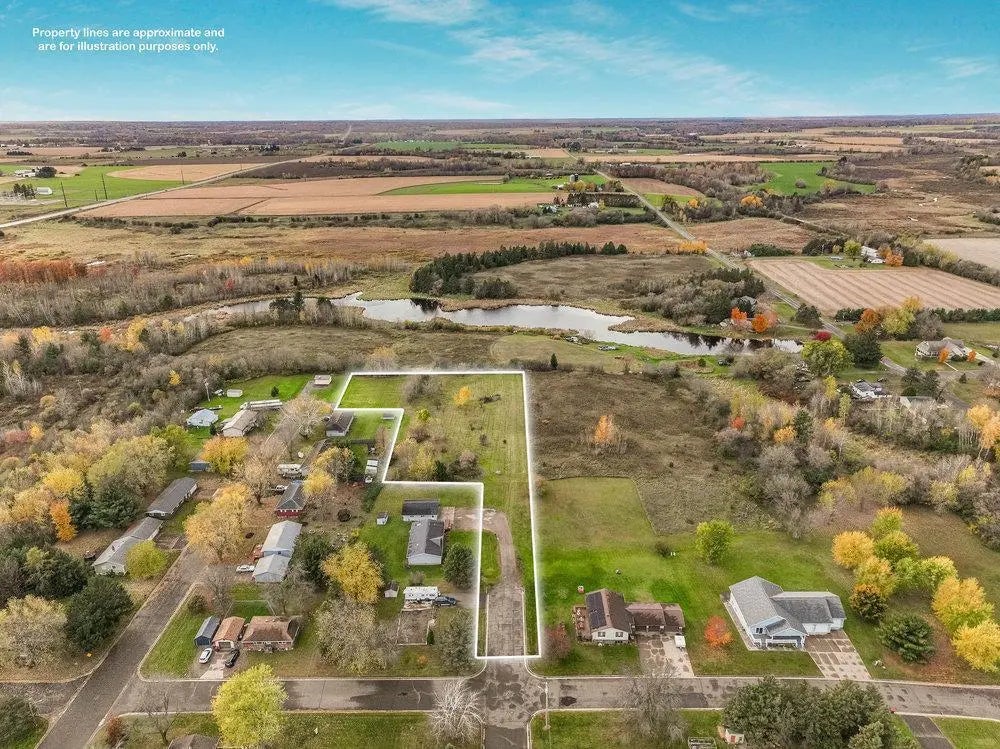 303 Portland Avenue W, Almena