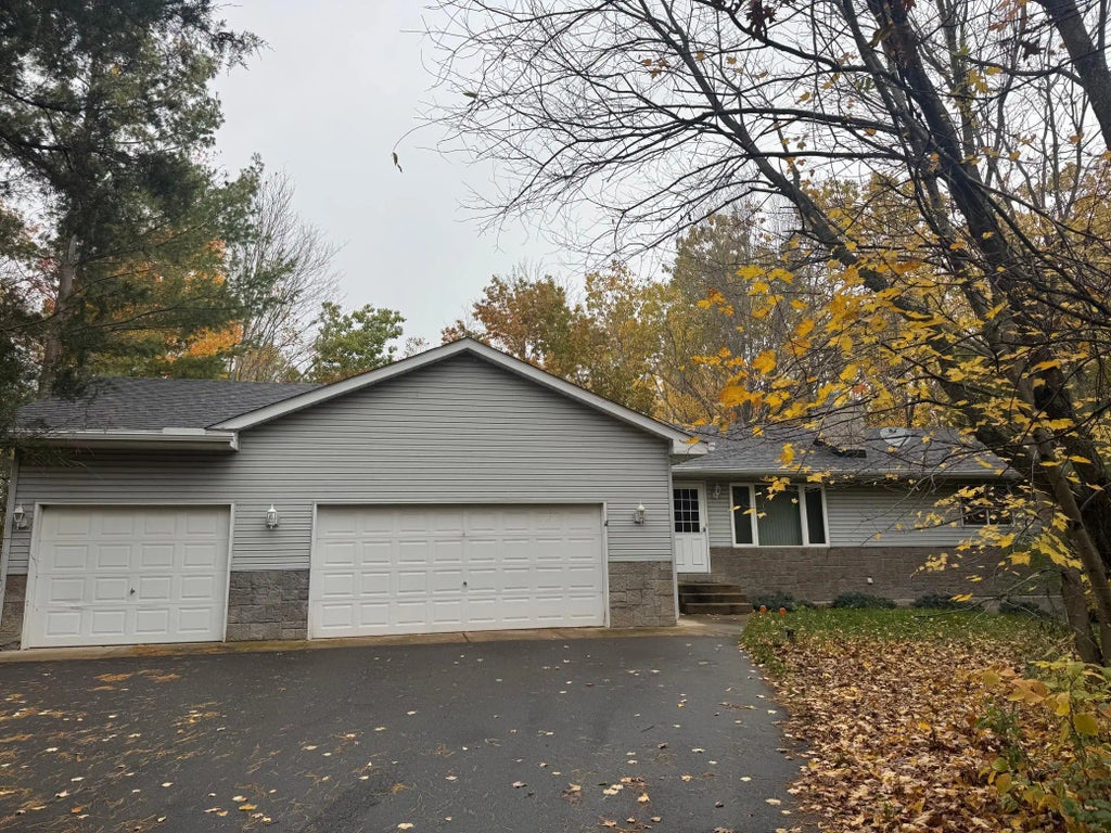 2775 283rd Avenue Nw, Isanti
