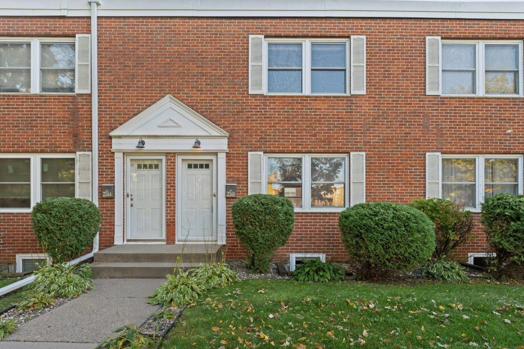 2046 Montreal Avenue, Saint Paul