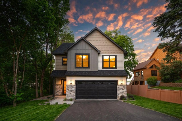 2006 Shorewood Lane, Mound