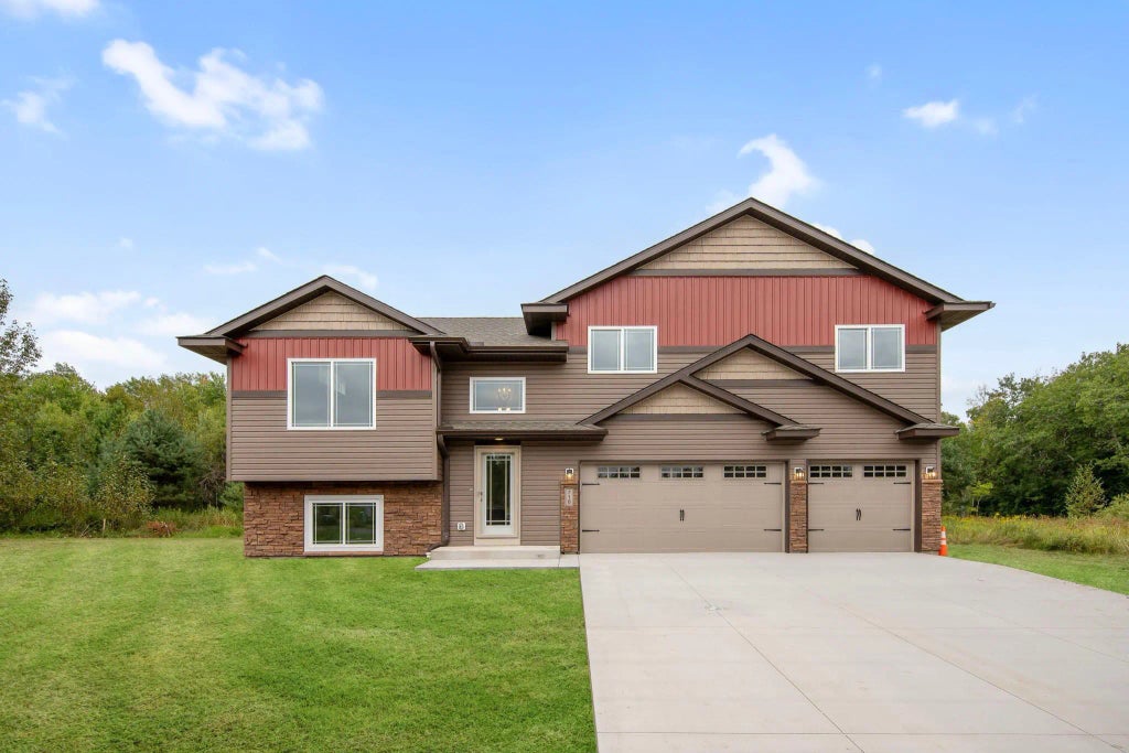 2125 Eagle Street, Rush City