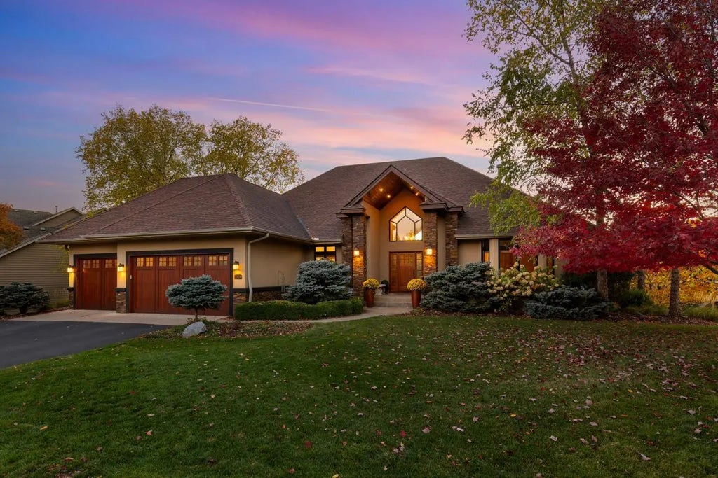 7004 Howard Lane, Eden Prairie