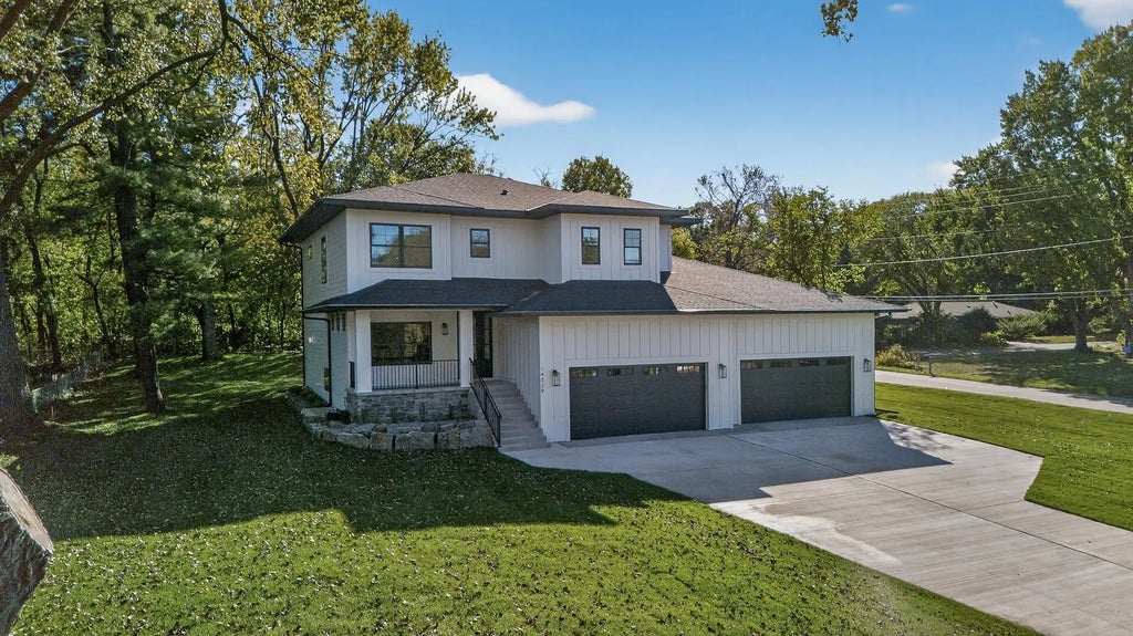 14329 Prince Place, Minnetonka