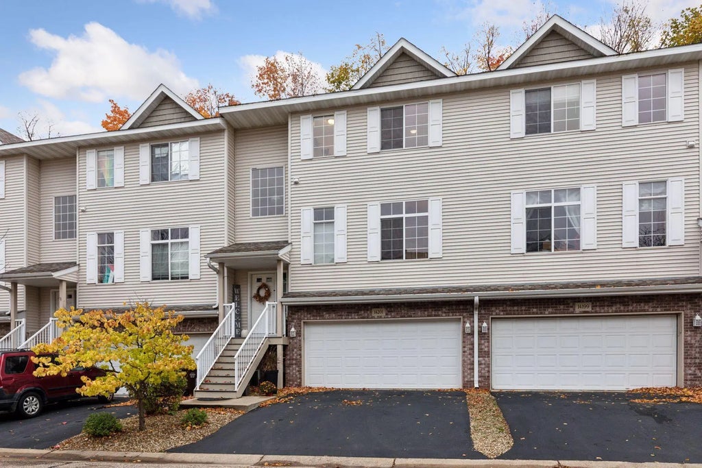 14201 Fountain Hills Court Ne, Prior Lake