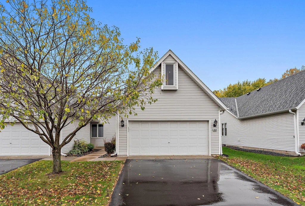 3434 Silver Lane Ne, Saint Anthony