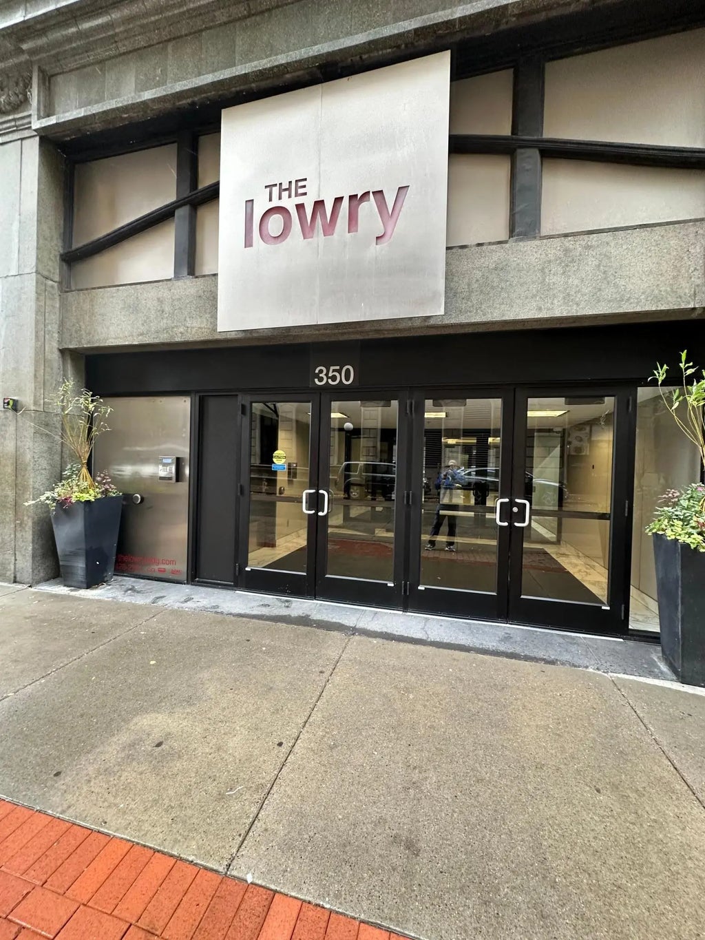 350 Saint Peter Street 405, Saint Paul